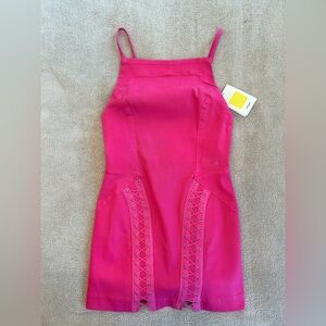 NOAM Women’s NWT Mini Dress. Pink size Small